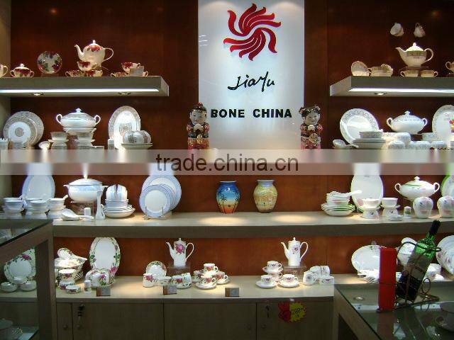 new year 2014 new design golden porcelain flower gold line stylish royal fine bone china cutlery set