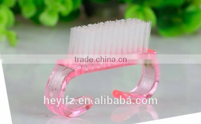 Hot Sell Multi-Color Ox Horn Shaped Nail Cleaning Brush