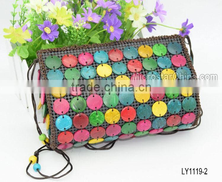 2016 hot selling in stock wholesale fashion coconut shell handbag