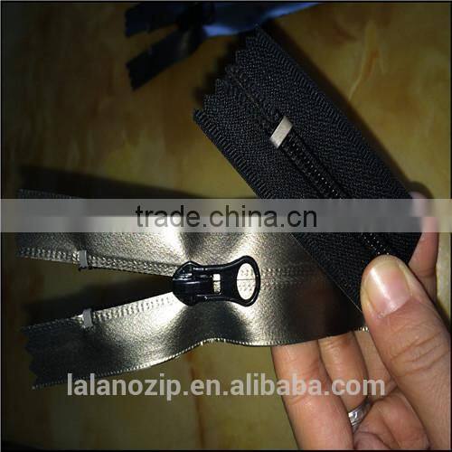 NO.7 raincoat waterproof zipper eco-friendly in antique brass color