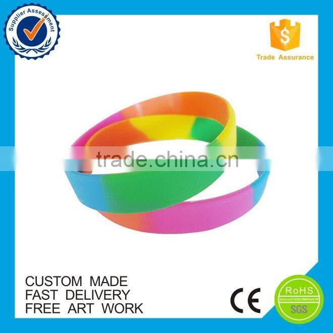 China eco-friendly cheap glowing popular wristband customized