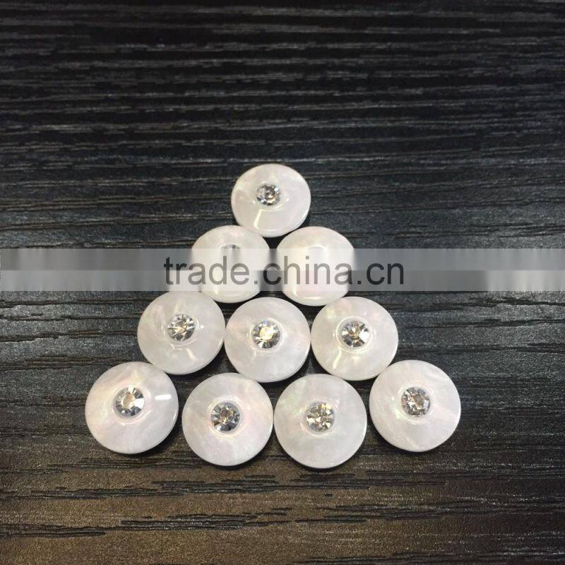 Combined button for shirts