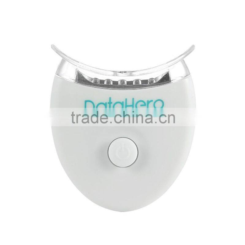 Transparent mouth tray with teeth whitening light