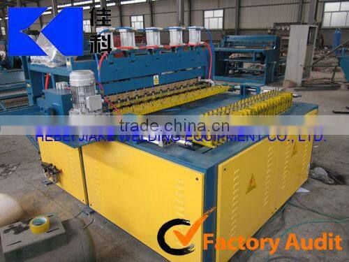 Pneumatic mesh welding machine