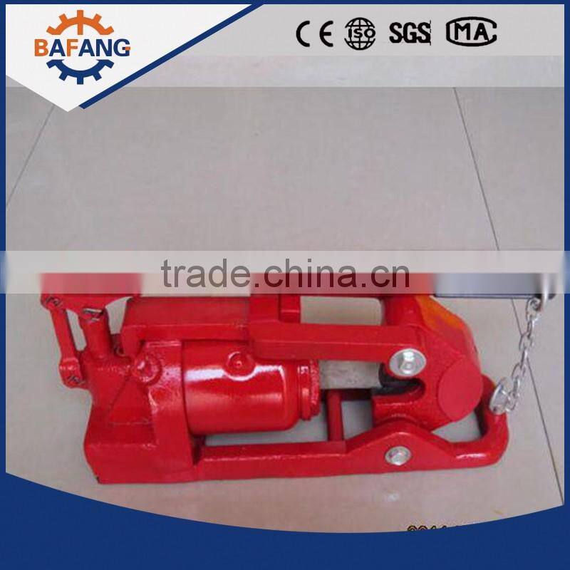 One piece automatic steel wire rope cutter