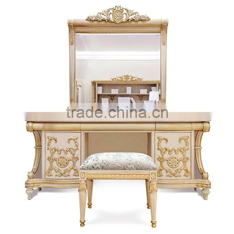 New Arrival Elegant Classic French Rococo Floral Painted Golden Vanity Dressing Table for Noble House BF12-05254b