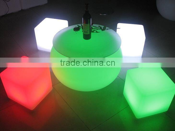 Outdoor and indoor plastic RGB 16 colors changing lighting apple table chair for children