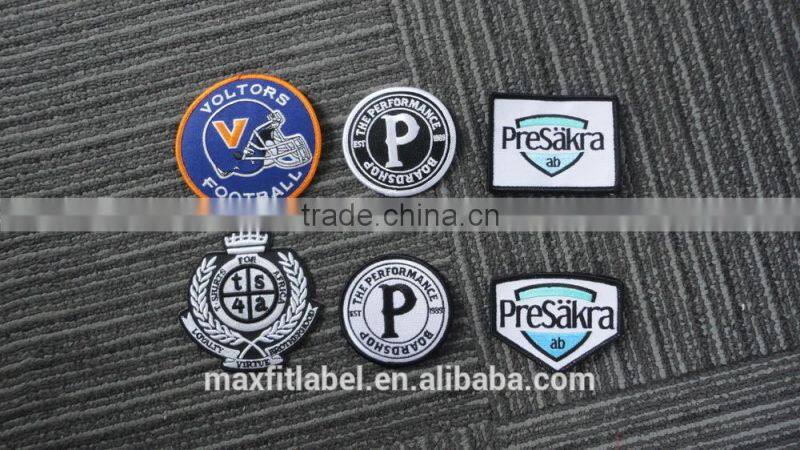 2017 custom high quality self adhesive embroidery patch