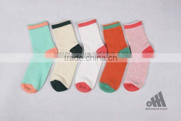 Women solid color ankle socks