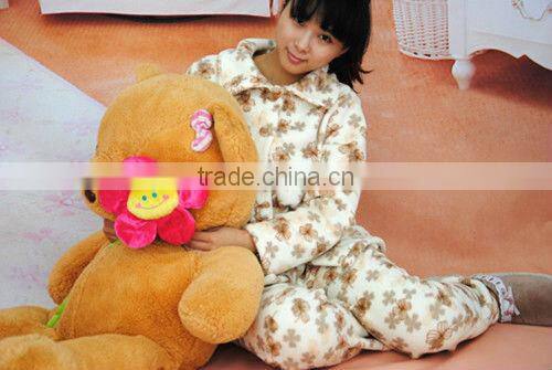 Wholesale Coral Fleece Fabric Girl In Pajamas Kimono Bathrobe