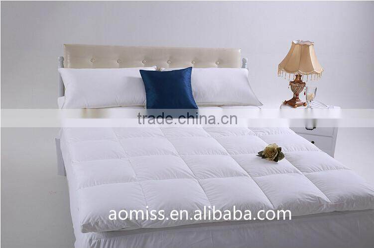 high quality 100% cotton white down proof hotel mattress topper