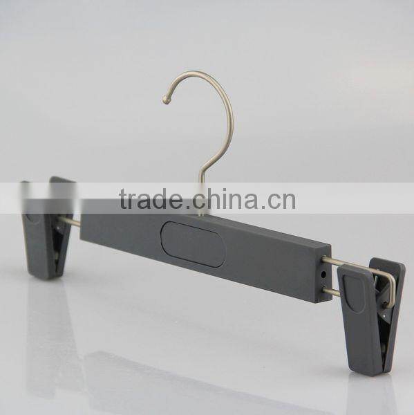 fashion high end plastic hanger anti-slip rubber hanger for clothes