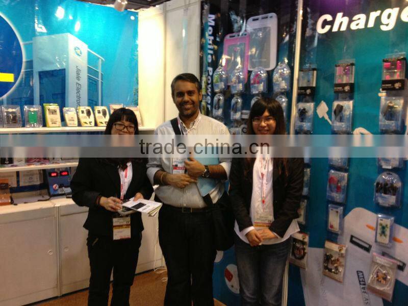 2014 new product USB travel charger with white shell 4 port blue USB connector