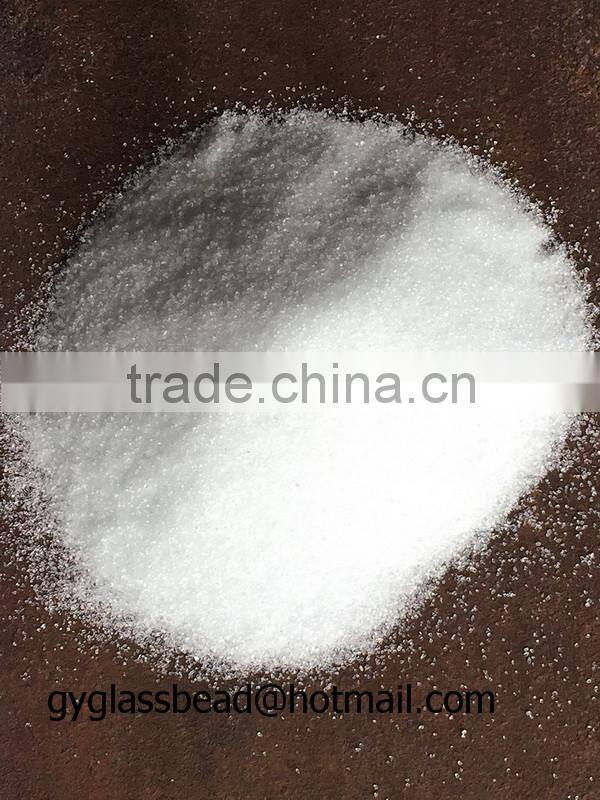 transparent glass sand