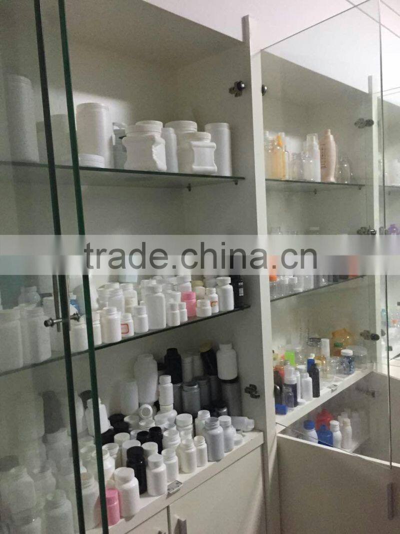 White Cleaning Spray Bottle/ 545ml PE Detergent Liquid Plastic Bottle with Trigger Sprayer