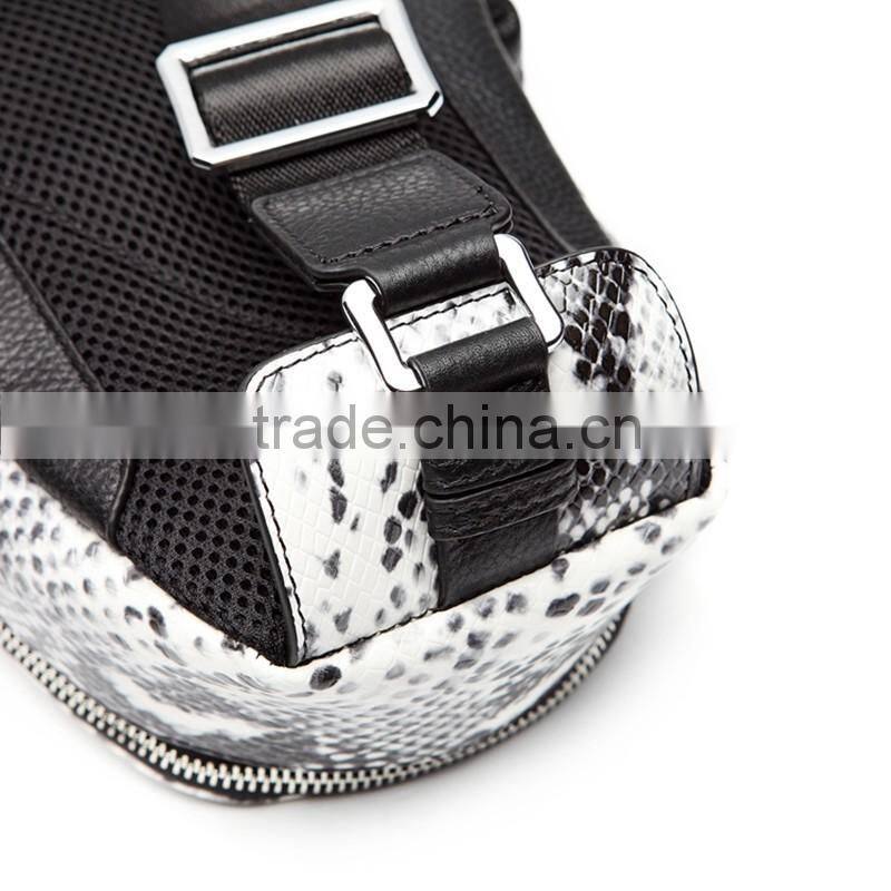 Factory fashion design genuine leather chest bag shoulder bags for man