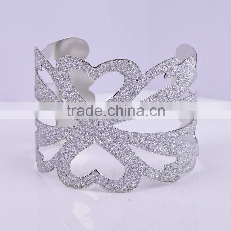 Free sample Factory wholoesale 2016 gold palm cuff bangle