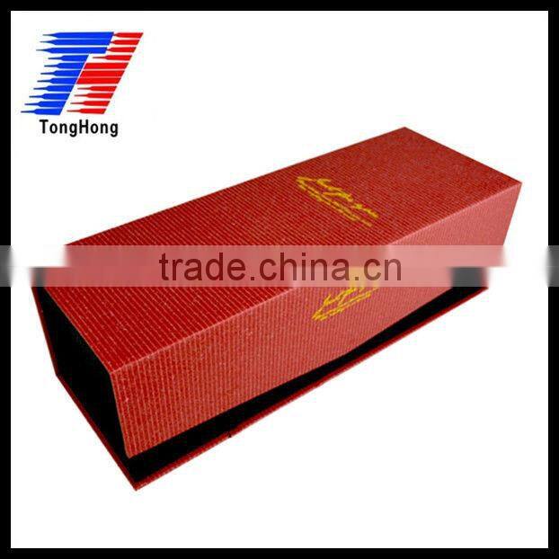 red wine box with magnetic