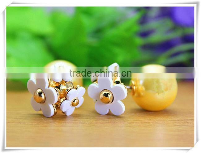 Korean Style Gold Plated Three Colorful Plastic Flower One Big Color Plated Pearl Double Side Stud Earring For Party Lady