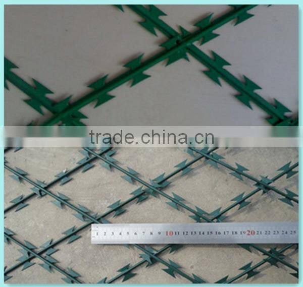 Diamond grill razor mesh fences hot dip galvanized BTO type barbed wire barriers concertina razor wire welded fencing suppliers
