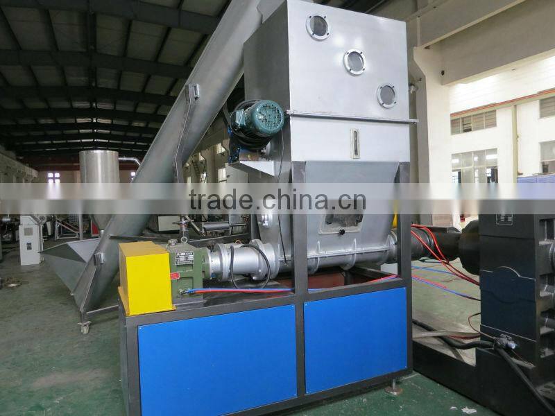 Side force feeder plastic pelletizing machine /plastic granulating machine