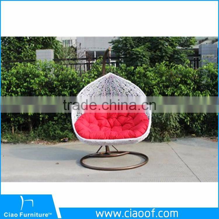 China Factory Cheap Patio Rattan Hanging Lounger Furniture