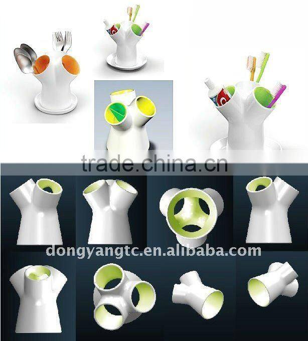 Ceramic tooth brush holder