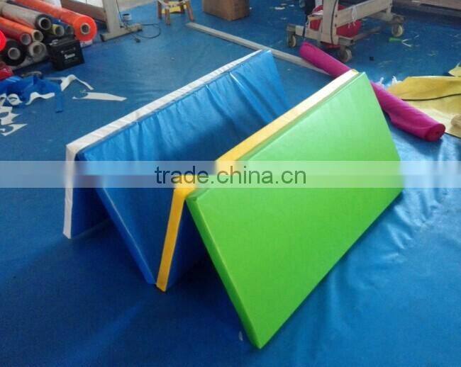 Customized Thick Folding Panel Gymnastic Exercise Mats cheap on sale