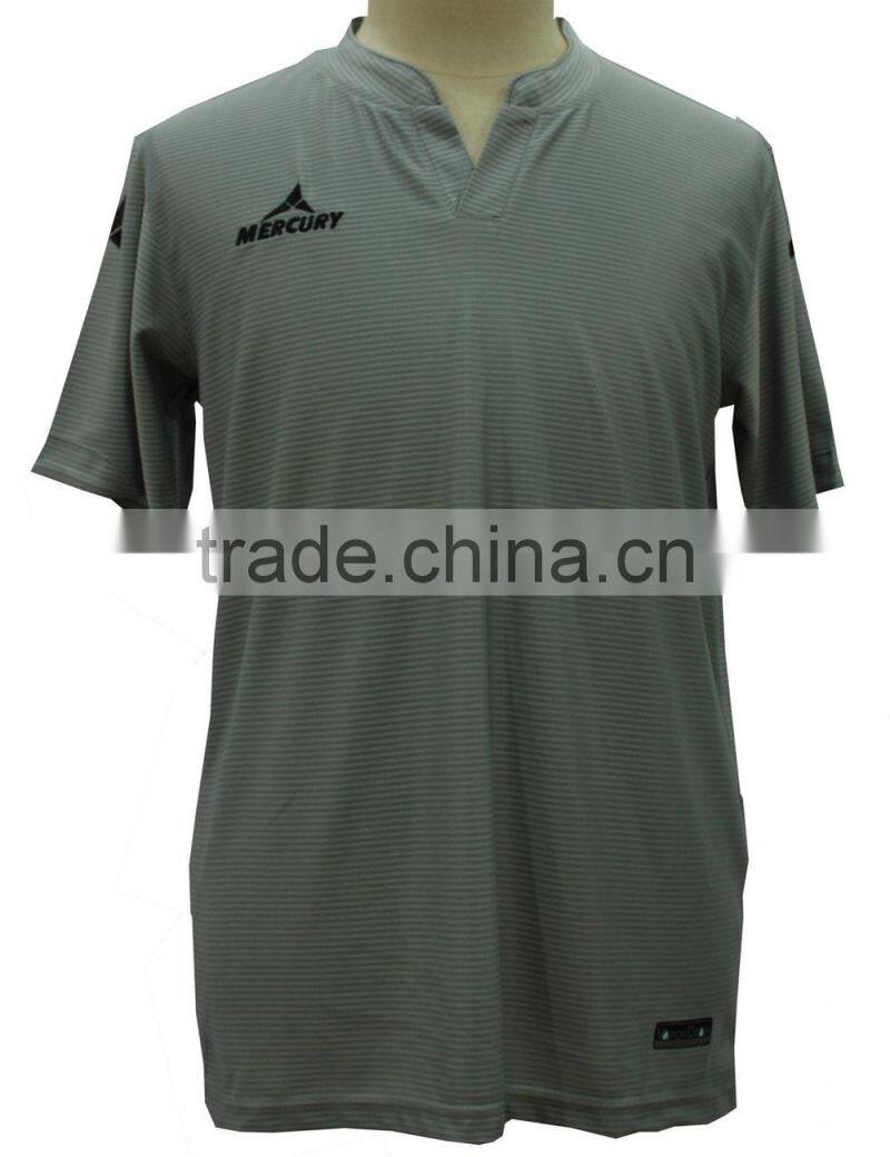 The newest polo t-shirt for man without button