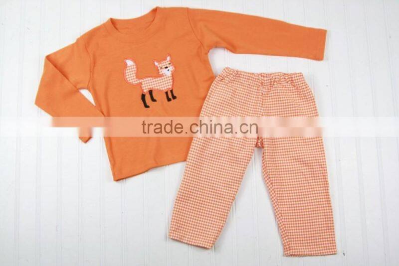 Factory prices are wholesale girl's boutique embroidered fox suit organic cotton baby clothes