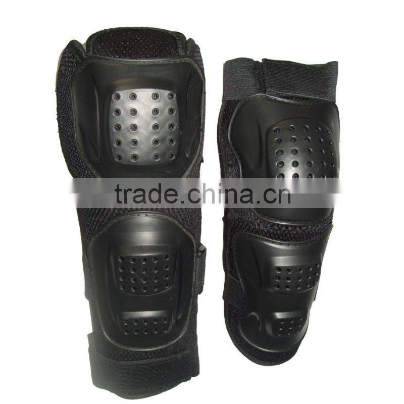 Motorcycle knee protector