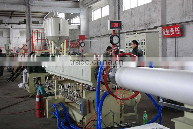 Disposable food tray machine