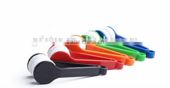 2016 custom keychain mini hand shape microfiber manual Spectacles wipe