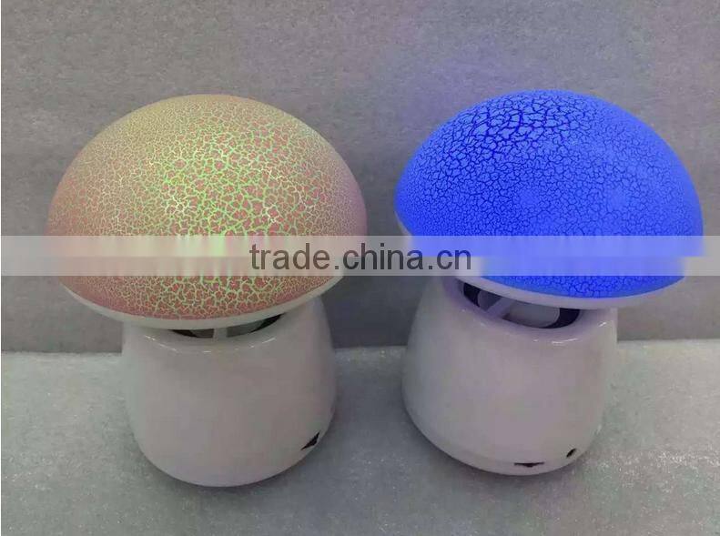 New Arrival Mini Bluetooth Speaker Cute Mushroom Style Wireless Stereo Portable Handsfree Subwoofer Mp3 Player Loudspeaker