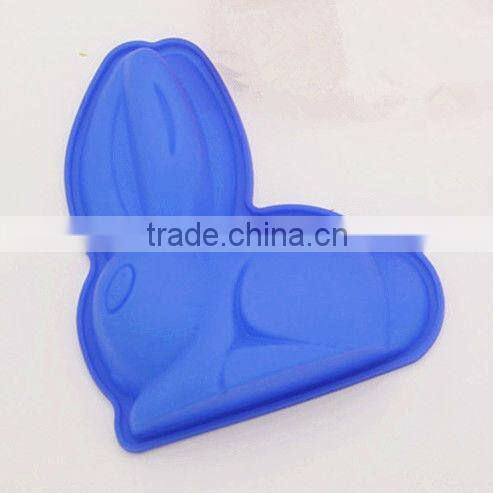 Rabbit shaped baking mold