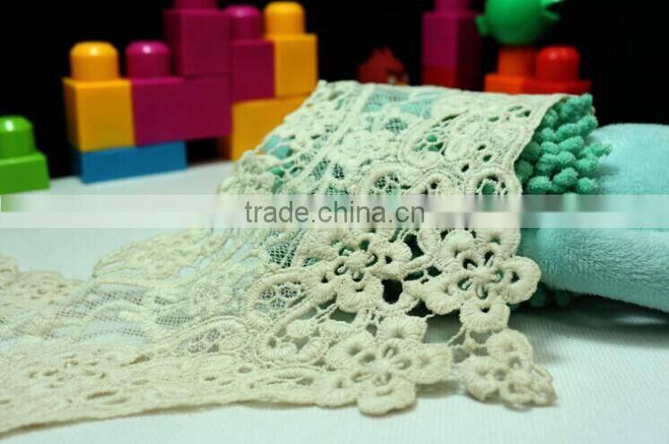 100% Cotton Water-sulable Lace Fabric Embroidery Mesh Lace Collar