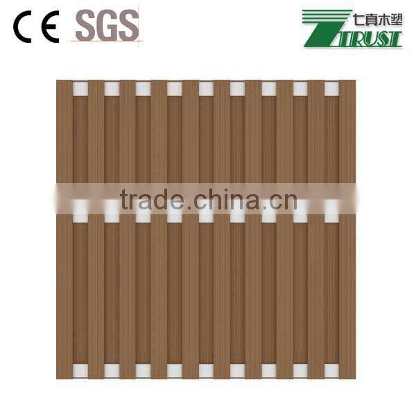 Backyard fence wood look beautiful