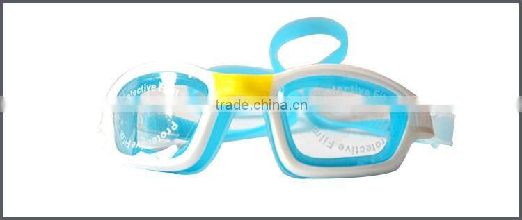 The best price low MOQ safety and comfortable anti UV silicone swimming goggles