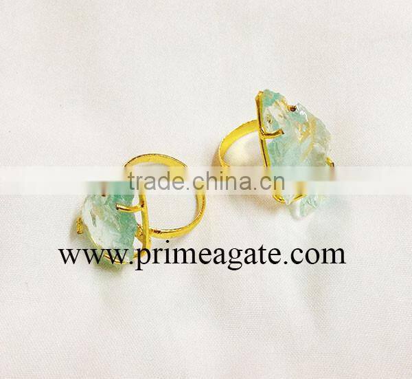 Rainbow Moonstone Pyramids : Wholesale Gemstone Pyramids