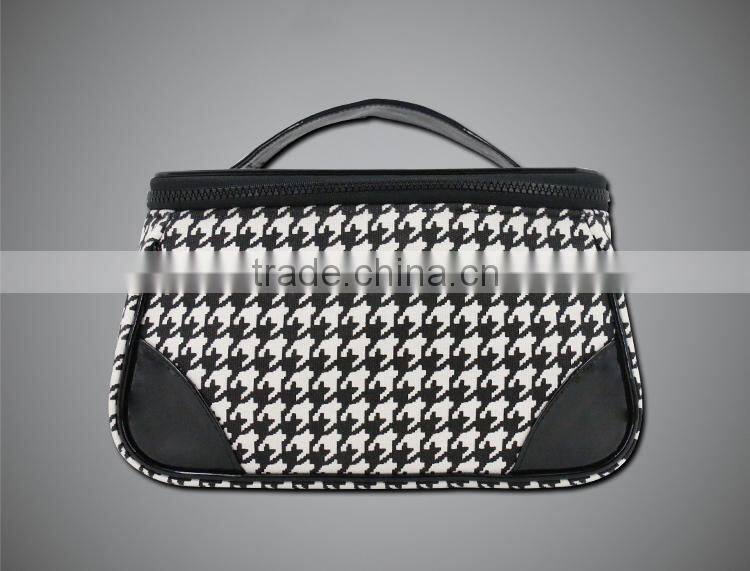 Fashion hot selling printing canvas cosmetic bag