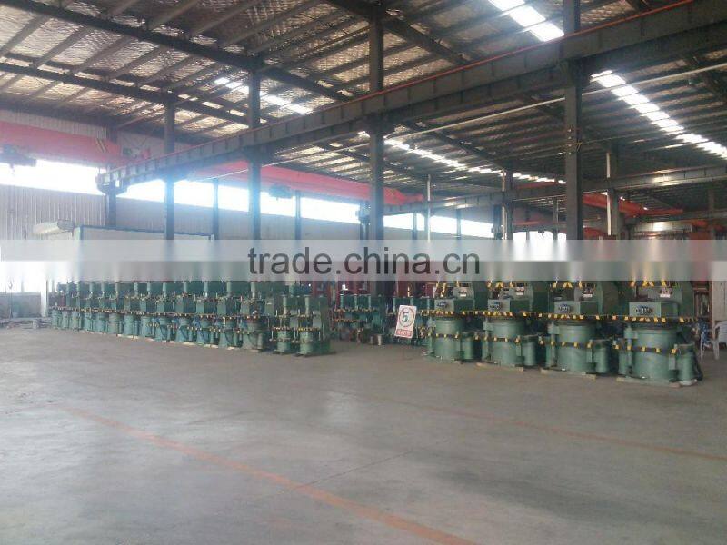 z147 hot sale microseism Jolt Squeeze Sand Moulding Machine for Foundry /skype:sarawang9211