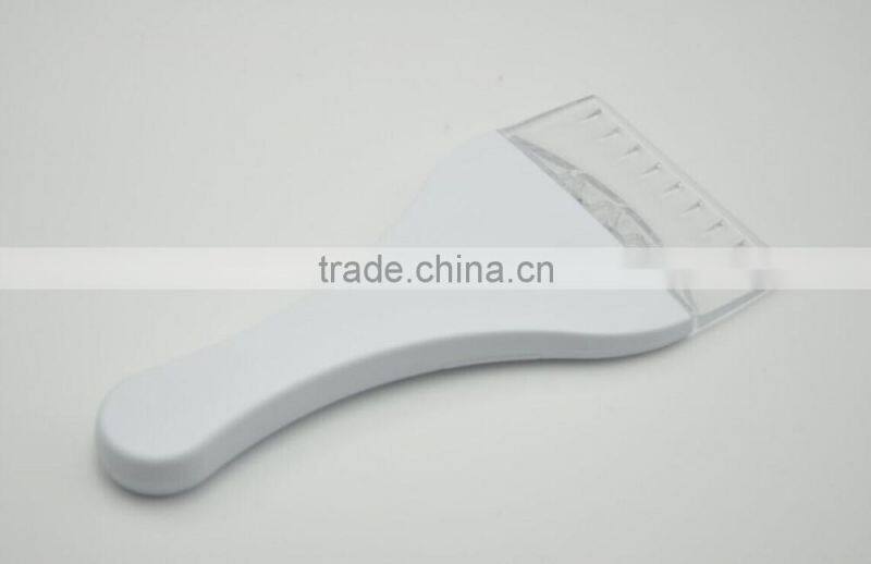 New LED ice craper plastic ice craper with light