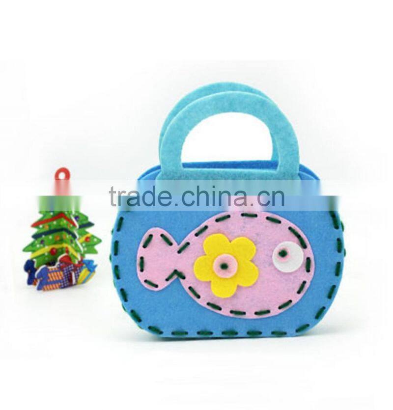 16053006 factory directly selling for Children handmade ready cutting felt bag kit