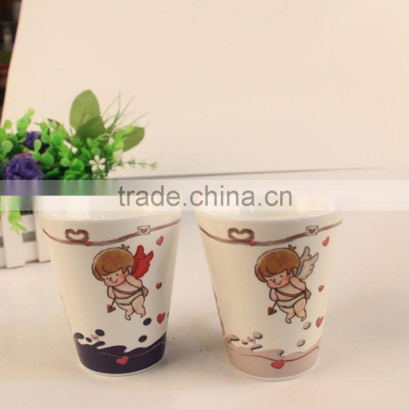 Hot sale creative 13oz magic mug v shape with customized design