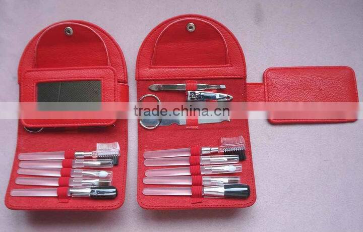 2017 New Design Cosmetic And Manicure Set
