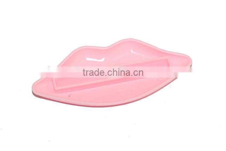 2 PCS IN SET LIP SHAPE TUBE SQUEEZER