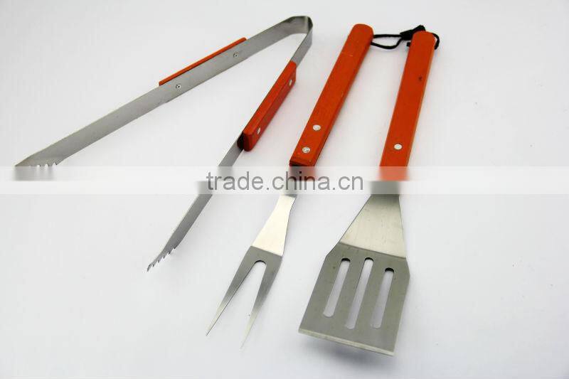 out door cooking ware grilling accessories 13inch long wood handle BBQ tool set in orange