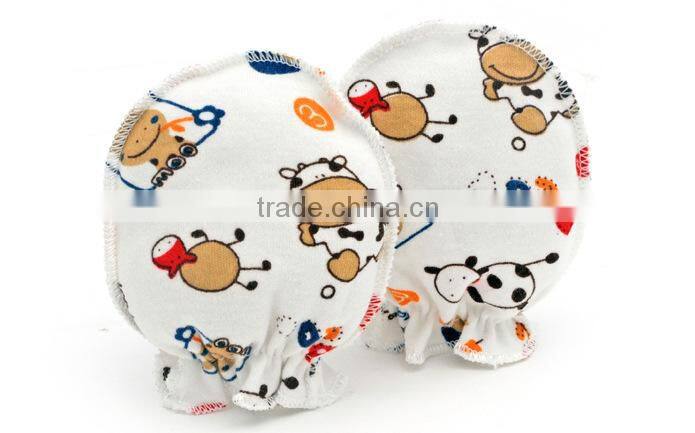 Newborn baby Anti Grasping the face cartoon cotton glove,winter glove thermal baby