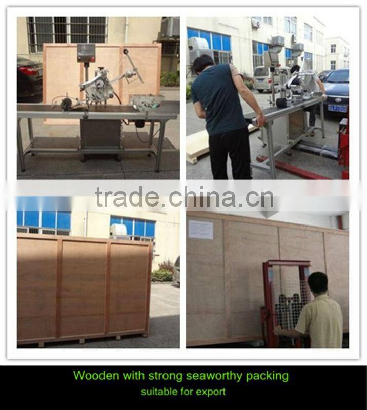 wine and beverage labeling machine