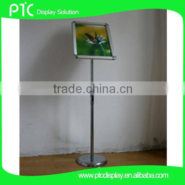 Information stand with telescopic pole to adjust height